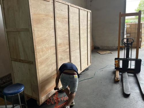 সম্পর্কে সর্বশেষ কোম্পানির খবর কাস্টমাইজড গজ ভাঁজ প্যাকেজিং মেশিন শিপিংয়ের জন্য প্রস্তুত